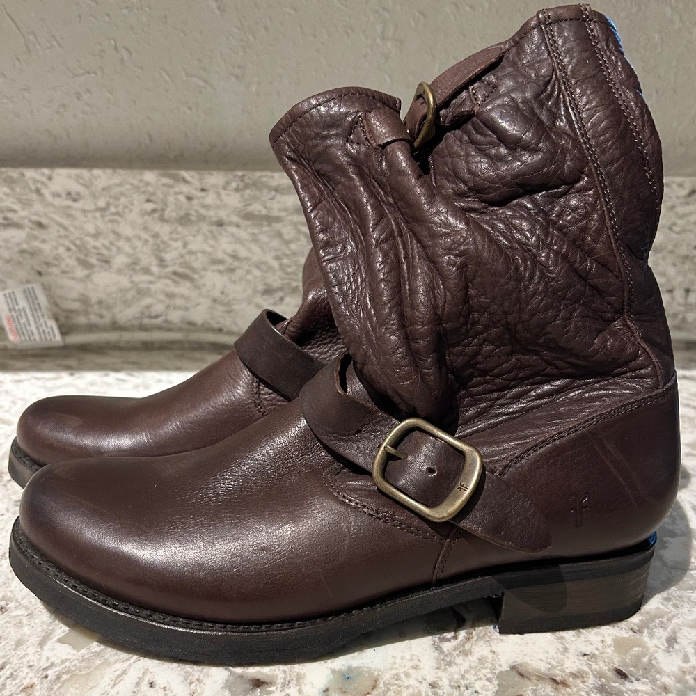 Frye Veronica - slouchy, shortie boots